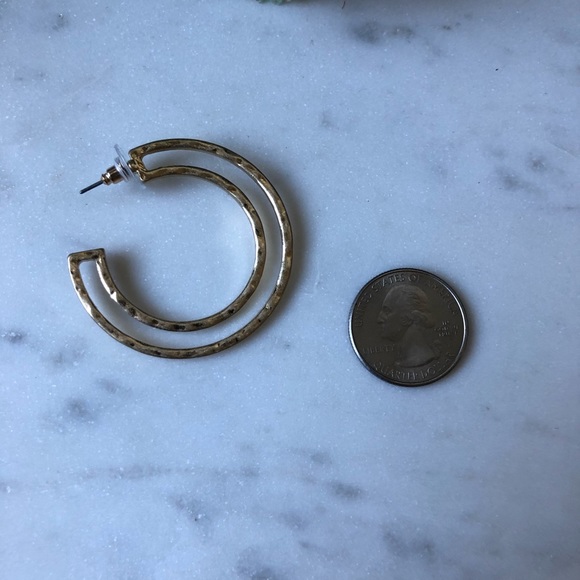 The Ramsey - Vintage Textured Hollow Hoops - Picture 5 of 5